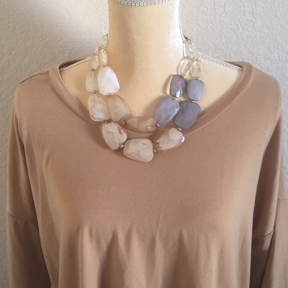 SOLD Neutral Statement Necklace - Picture 5 of 5